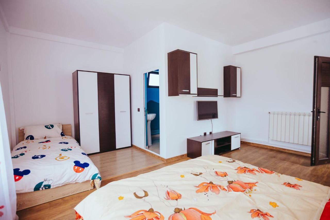 Casa Selly Hotel Tulcea Exterior photo